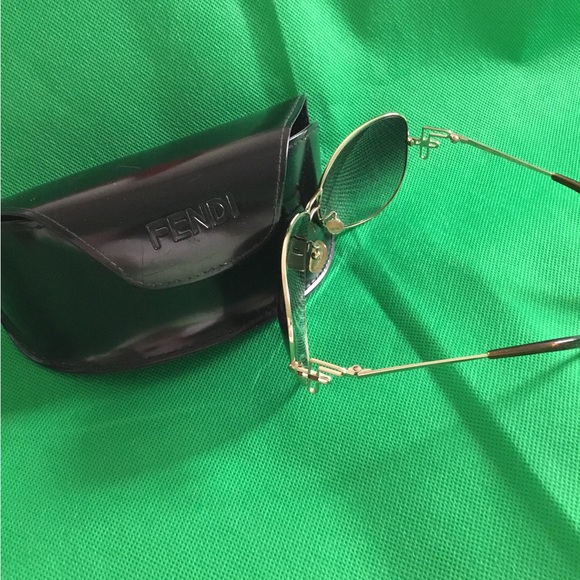 FENDI SUNGLASSES IN ITS CASE EUC - Picture 2 of 3